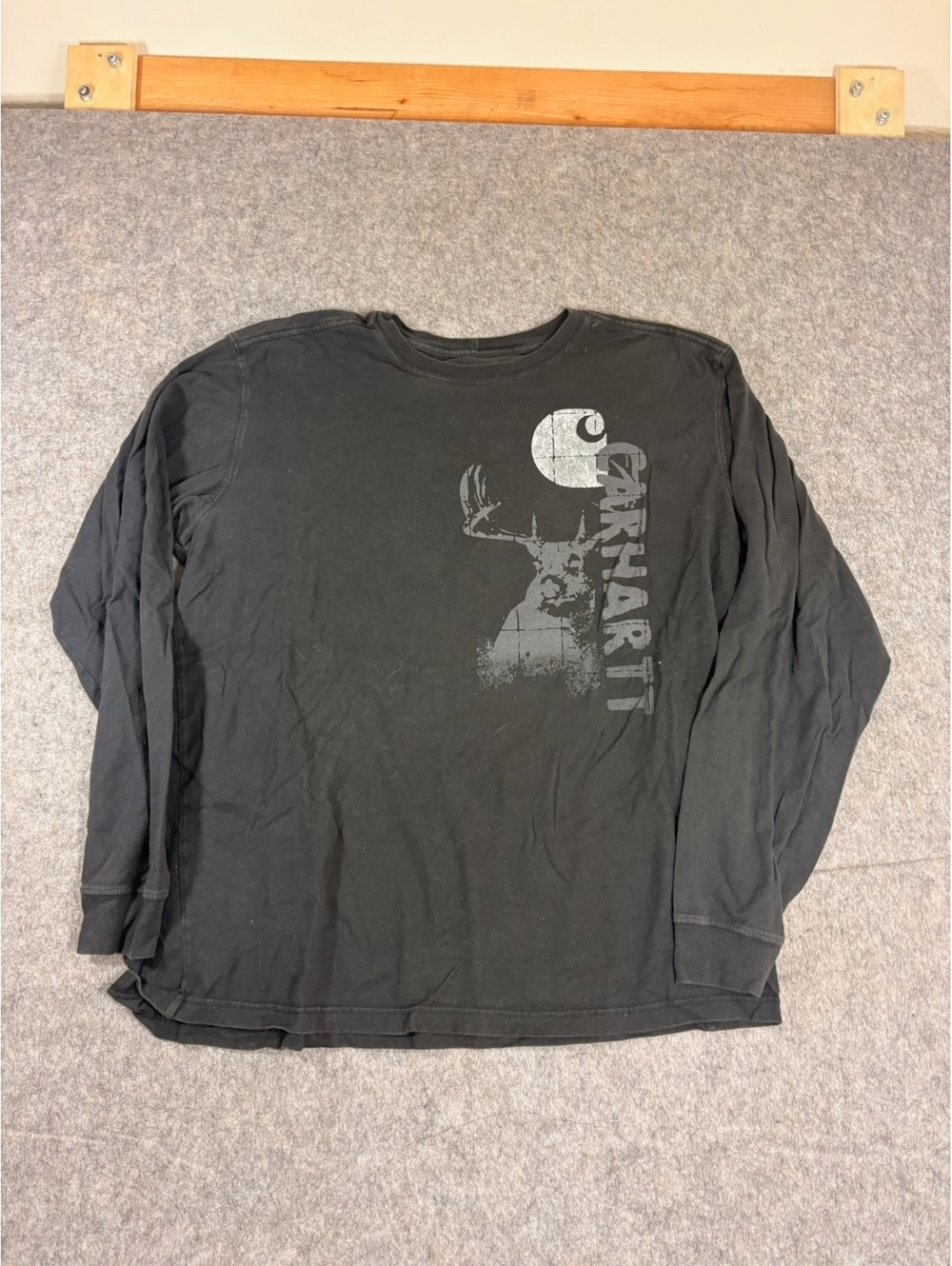 Carhartt black long sleeve graphic t-shirt size XL